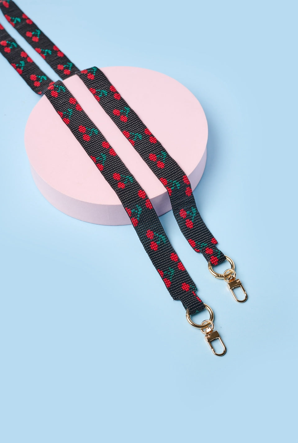 Strap Cherry Black