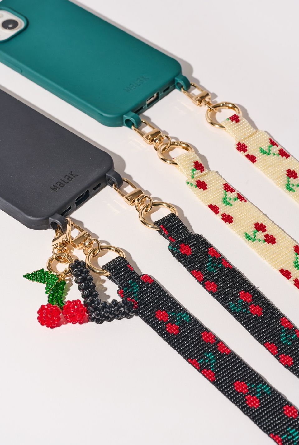 Set: Funda + Strap Mostacilla + Charm