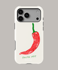 Funda personalizada para iPhone con diseño de chile y texto 'YOU'RE HOT', una opción estilizada y divertida.