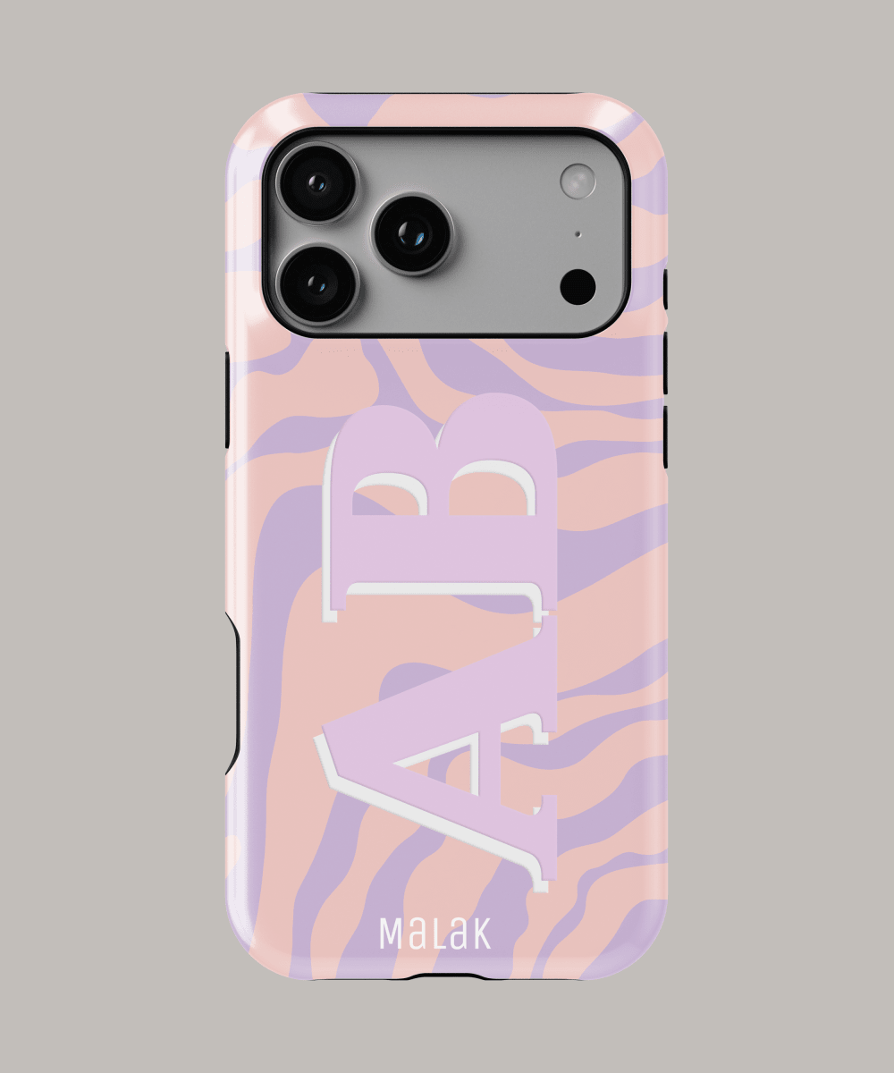 Funda personalizada para iPhone con diseño de letras en colores pastel, forros personalizados para iPhone.