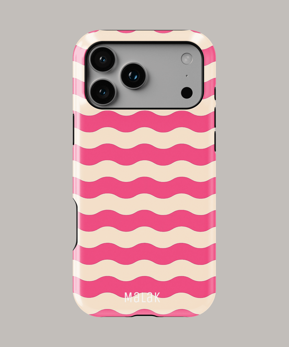 Funda personalizada para iPhone con diseño de olas rosas y crema, ideal para máxima protección y estilo.