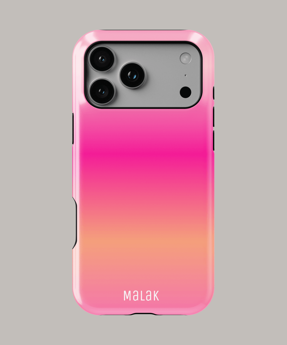 Fundas personalizadas para iPhone en diseño degradado rosa de Malak, resistente y elegante.