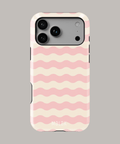 Funda personalizada para iPhone con diseño de olas rosas y crema de Malak, resistente y estilizada.