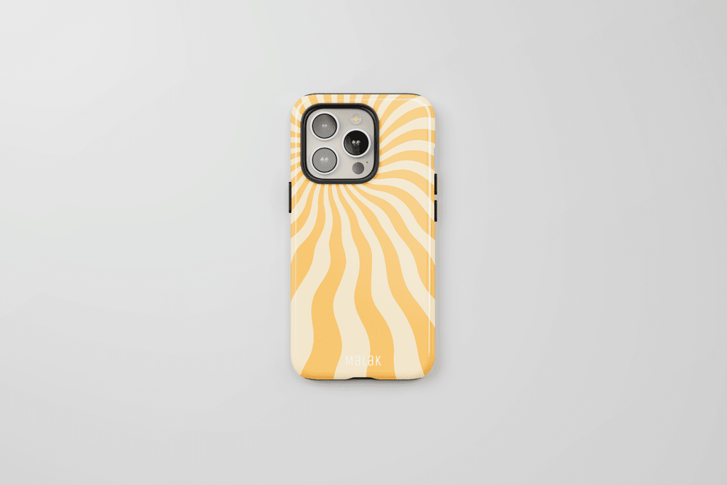 Funda personalizada para iPhone con diseño amarillo a rayas, resistente y estilizada, de Malak.